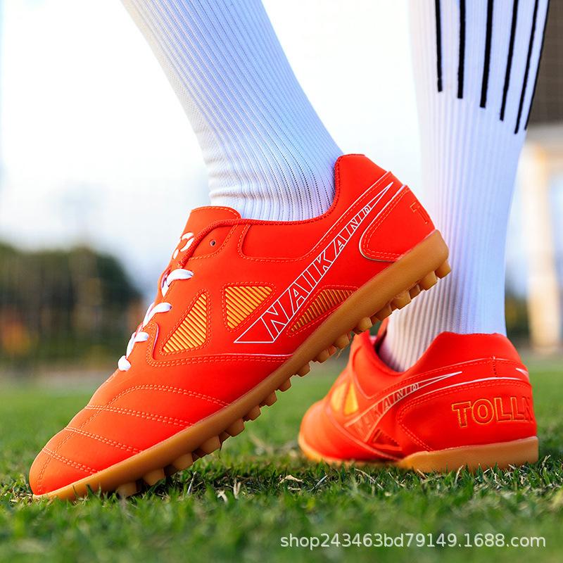 New Spring and Summer Men's Long and Short Nail Football Shoes Fashionable Low-top Sports Shoes Grass Training Shoes Running Shoes