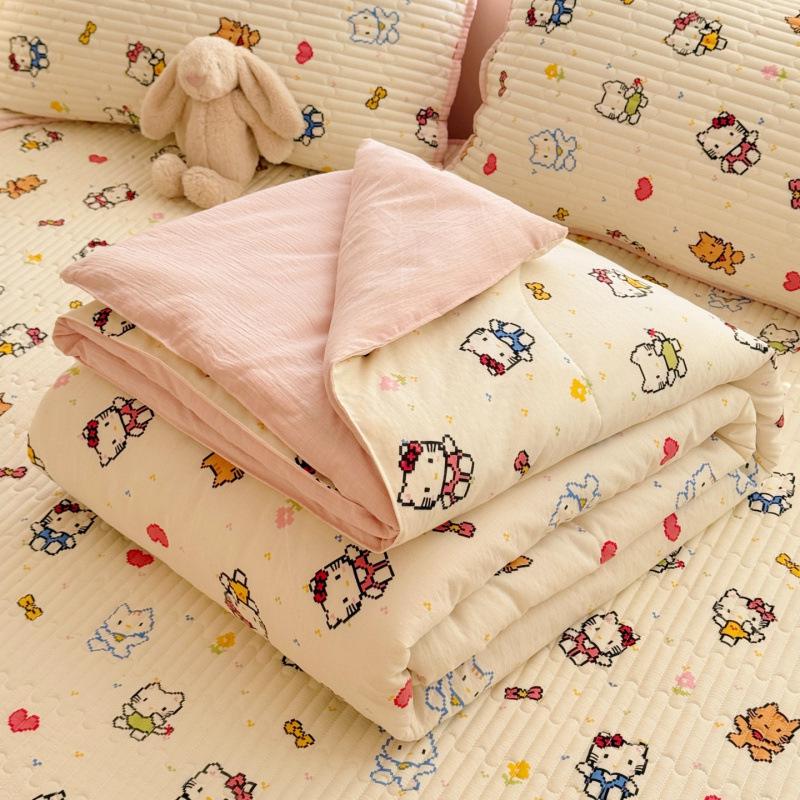 Ultra-Soft Summer Quilt for Mother and Baby - Light, Breathable Cotton for Comfort