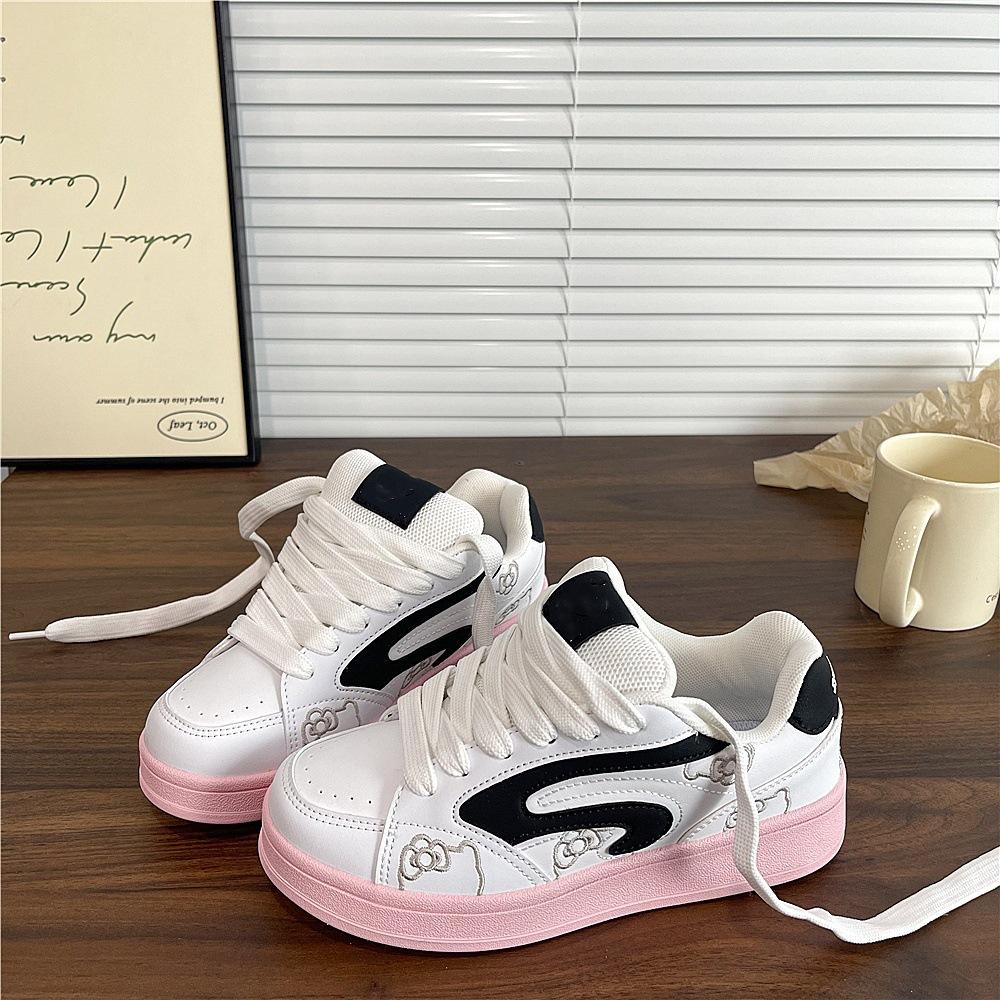 White and red color matching letter bread shoes women's spring new versatile sports and leisure board shoes