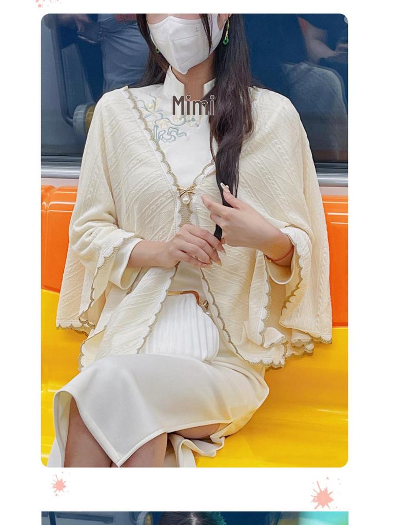 Autumn 2022 Retro Chinese-style Knitted Cheongsam Shawl - Elegant & Versatile