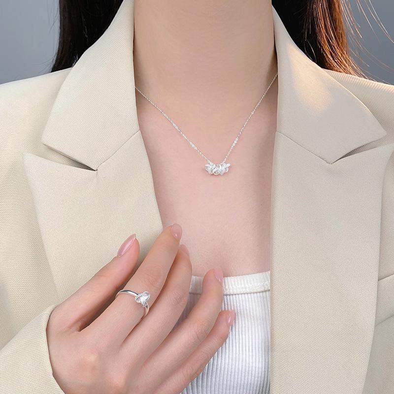 New Chinese Ruyi Knot Set for Women: Light Luxury, Elegant, Fashion, Cold Feeling Ring Necklace