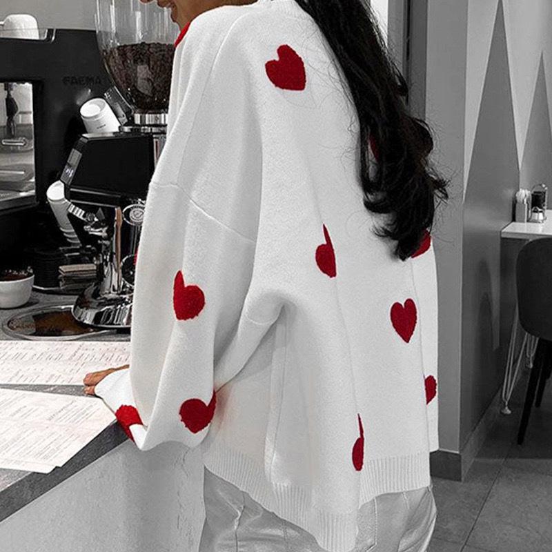 European Style Heart Embroidered Knit Pullover - Women's Round Neck, Long Sleeve, Loose Fit, Versatile Casual Top