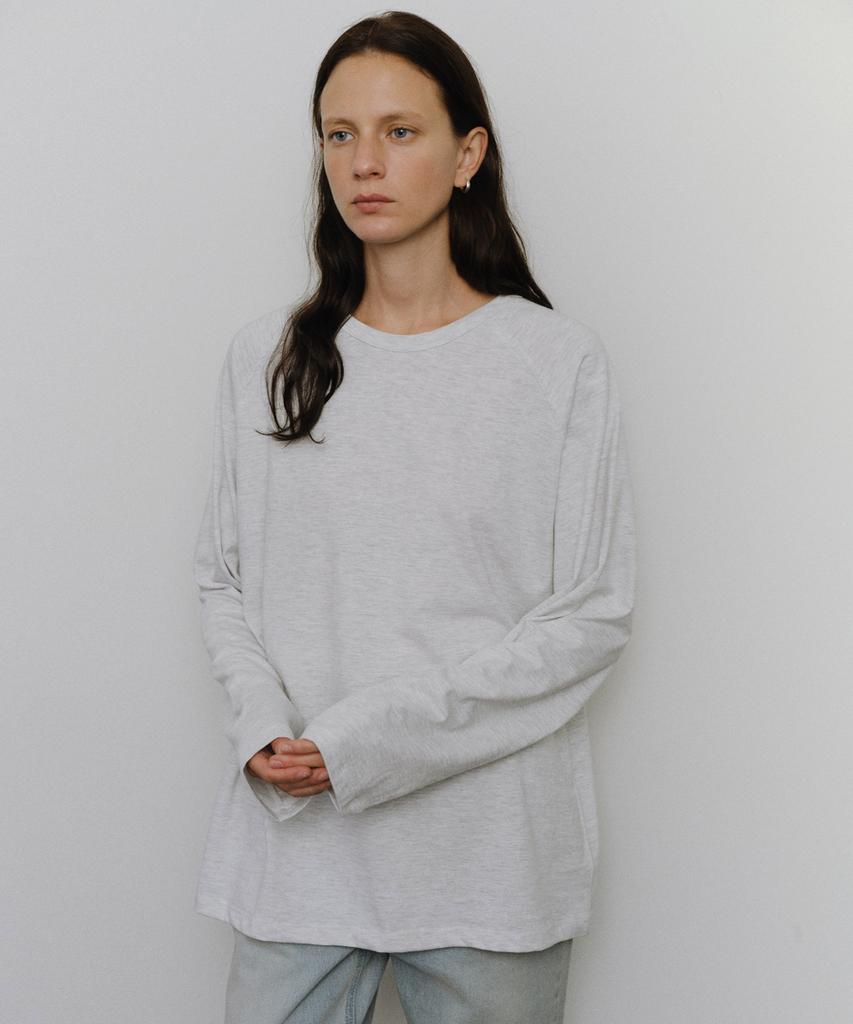 Yulago Loose Raglan T-Shirt