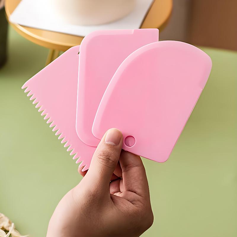 3Pcs Cream Scraper Suit Diy Kitchen Straight Arc Tooth Shape Cream Bread Cutter Plastic Cake Pasty Scraper Baking Fondant Tools