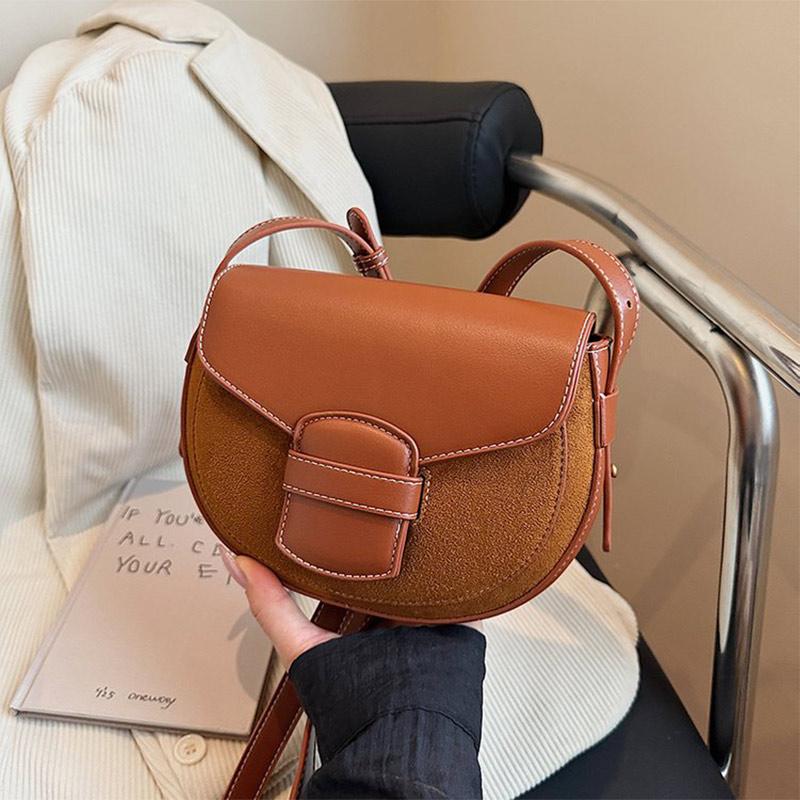 Neue Retro-Satteltaschen Modische Wildleder-Umhängetaschen Einfache und vielseitige Crossbody-Taschen Kompakte Freizeit-Taschen im koreanischen Stil