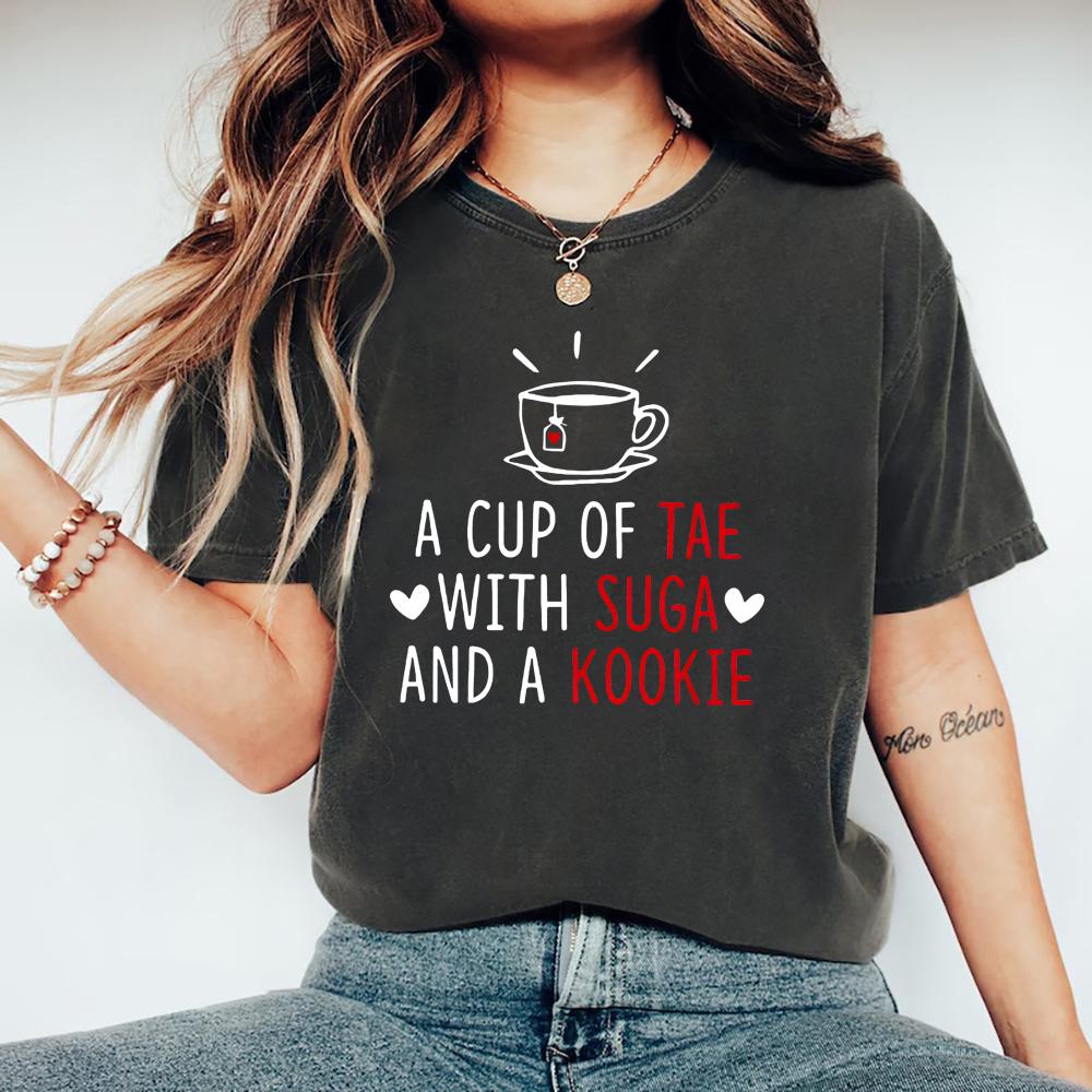 

Футболка A Cup of Tae with Suga and Kookie Kpop Tshirt Women Harajuku T-Shirt Korean Fashion Casual Top Lady Girl K-Pop Tees L темно-сірий колір