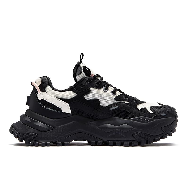 Fila Fusion Fashion Versatile Platform Low-Top Dad Sneakers Women sneakers Black White T12W521006FBG
