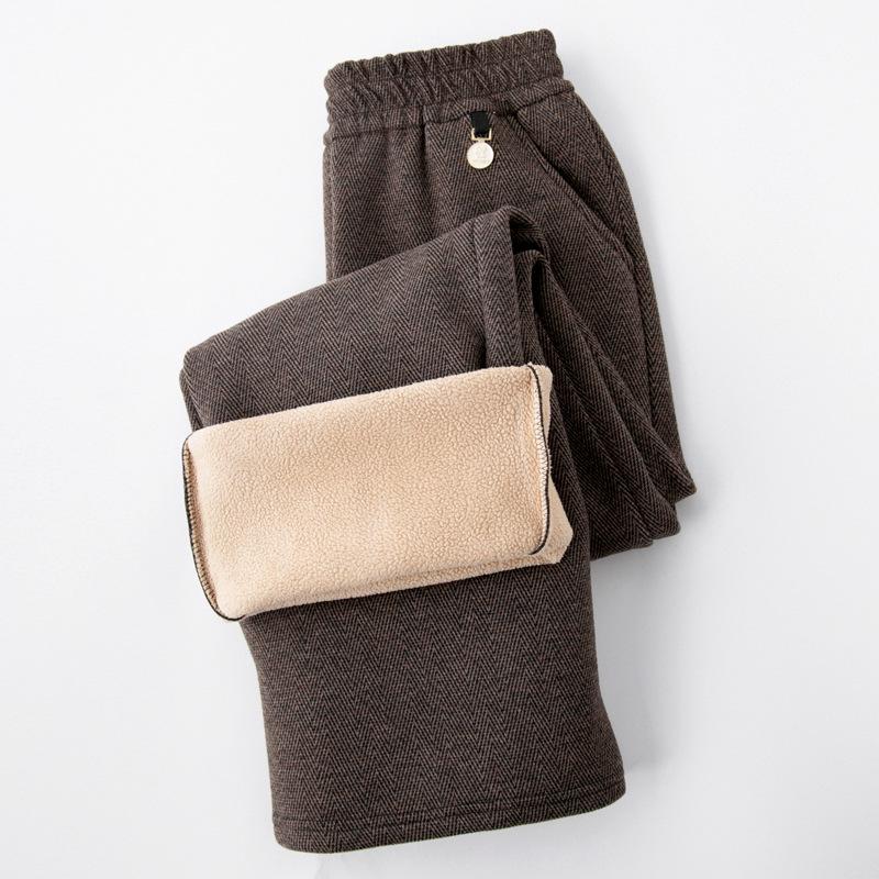 Mom's High-Waisted Velvet Wide-Leg Pants: Autumn/Winter 2025 Style for Middle-Aged & Elderly Women