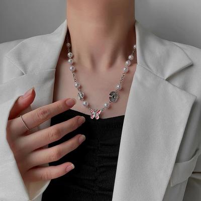 Butterfly Pearl Necklace Women's Splicing Vintage Niche Premium, Sweet Cool Babes Collarbone Chain Fashion Jewelry