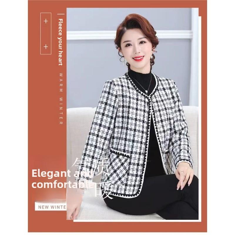 Fashion mother's versatile short Xiaoxiangfeng jacket middle-aged women's clothing autumn and winter clothing new velvet top cardigan
