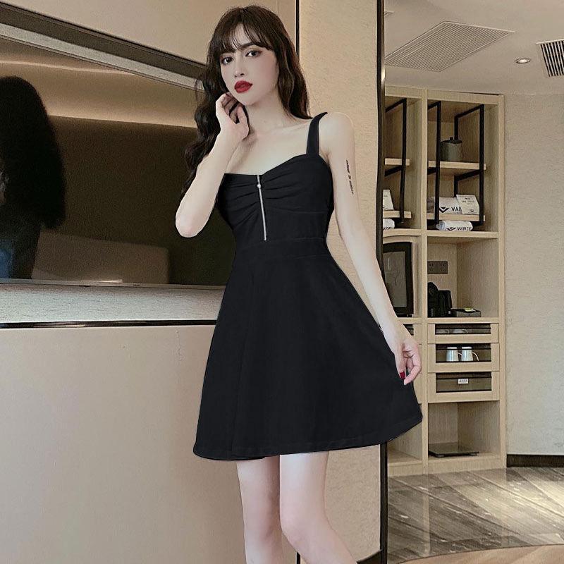 Chic New Style Internet Celebrity A-Line Suspender Dress: Slim Fit, Ruched, Low-Cut, Zipper, Elegant Short Skirt