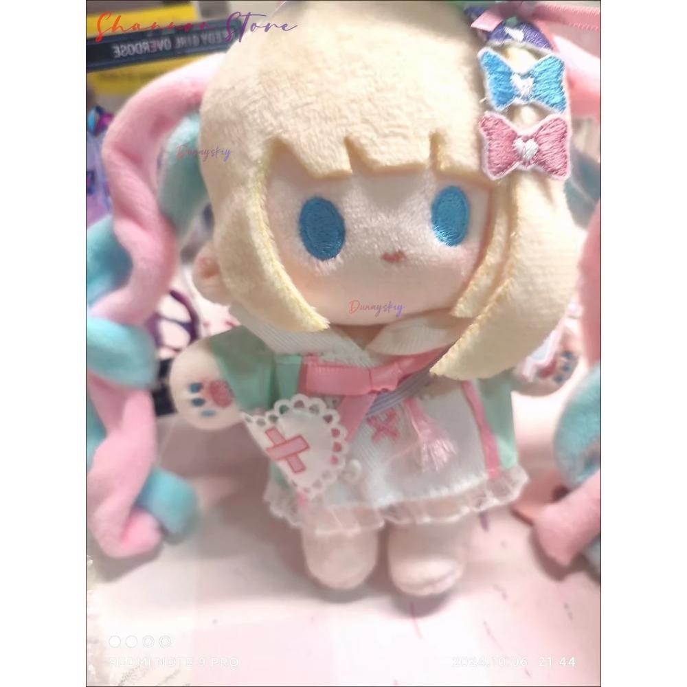 Bedürftiges Mädchen Überdosis Super Amane Plüsch-Accessoire - 10cm Größe, Pastell-Outfit mit Rosa Schleifen & Kreuz-Detail Anime Rollenspiel
