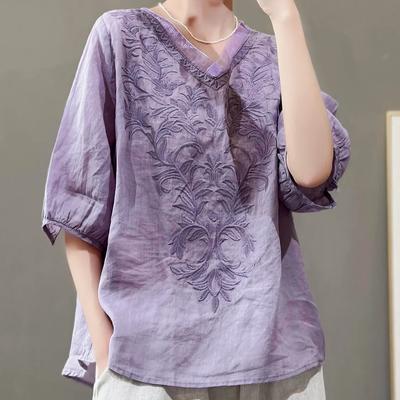 Women's Summer Embroidery V-neck T-shirt Literary Retro Loose Casual Tops