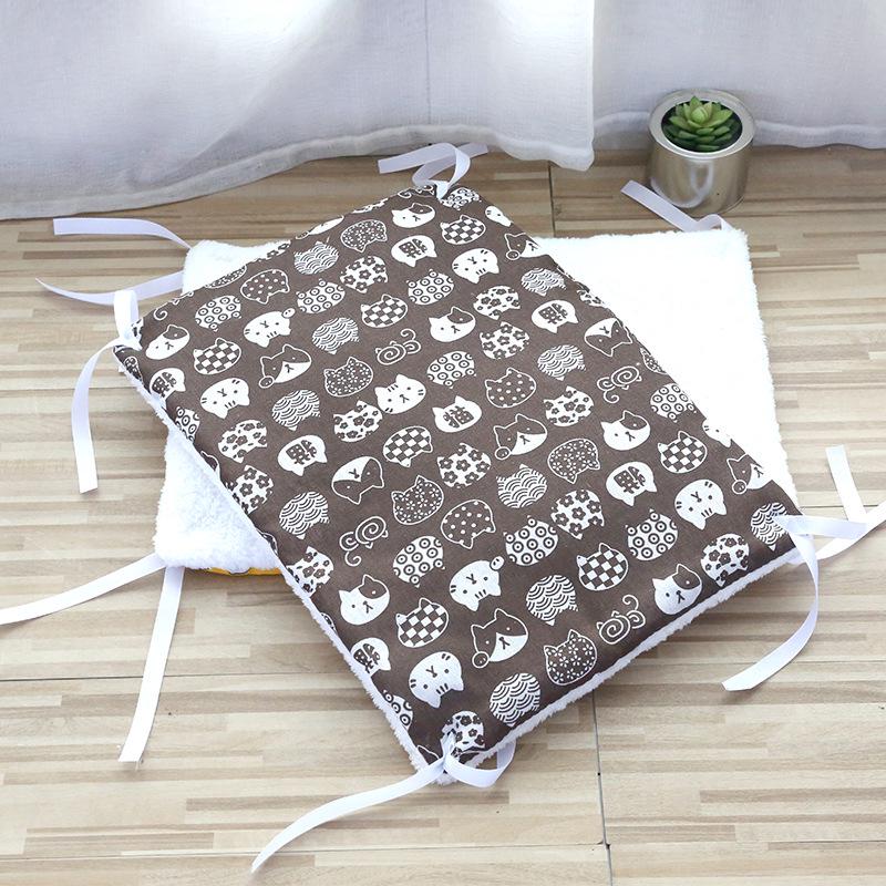 Double-Sided Quilted All-Season Mat for Cats and Dogs