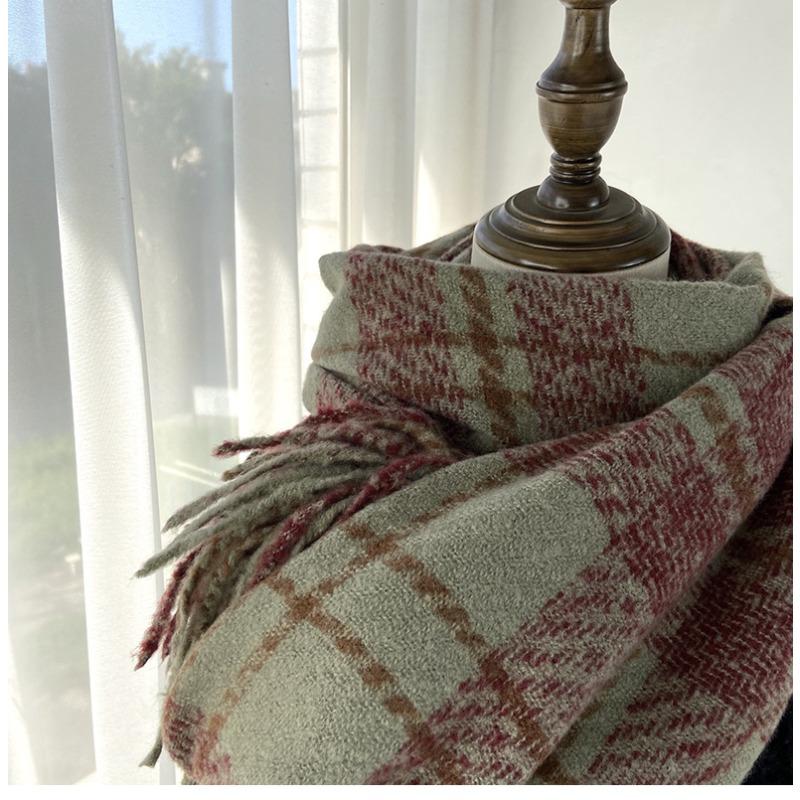 Plaid Scarf Women's Autumn and Winter New Retro Shawl Imitation Cashmere Warm Fringed Scarf