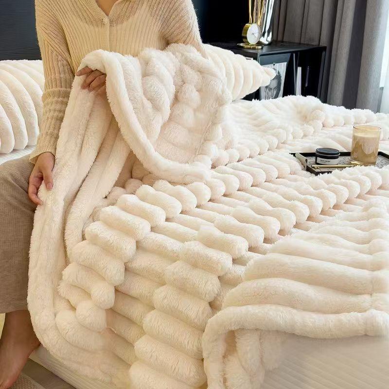 New Double Sided Warm Blanket Warm Breathable Throw Blanket Solid Color Skin-Friendly Conditioning Quilt