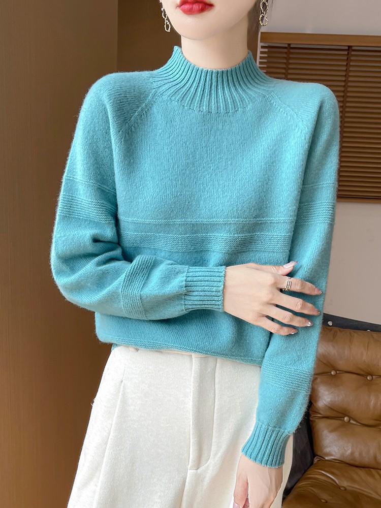 2026 Autumn/Winter Women's Thick Knit Wool Pullover: Half-High Collar, Long Sleeve, Loose Fit.