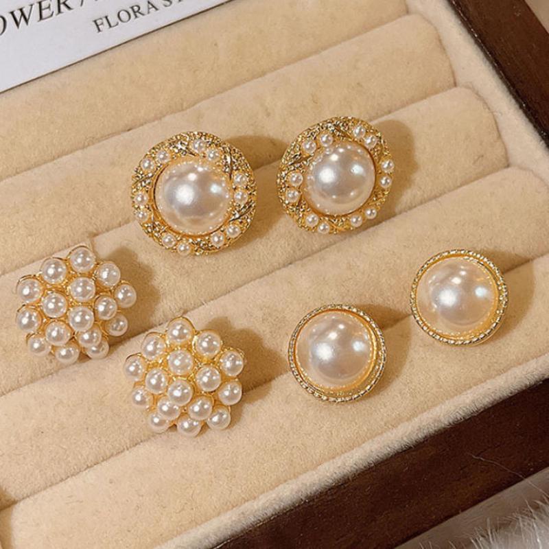 2Pcs Brides Wedding Designer Jewelry Gifts Retro Gold Color Geometry Trim Edge Imitation Pearl Piercing Stud Earrings For Women