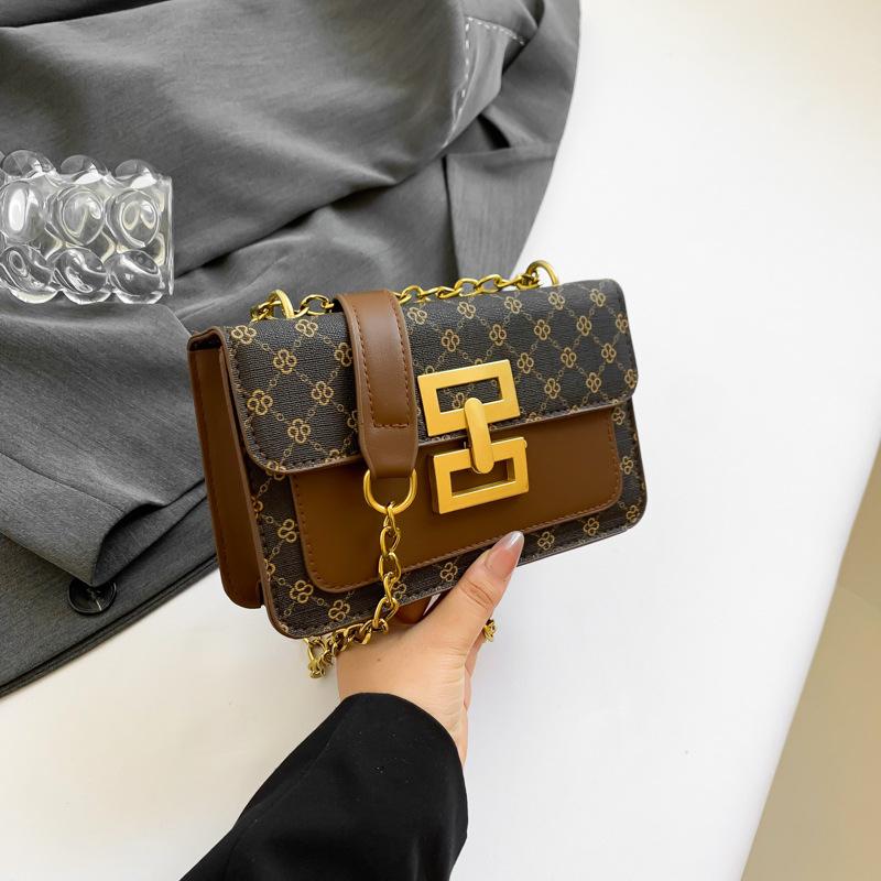 

Повсякденна модна і красива дорожня сумка Корейська версія 2024, літня нова сумочка, модна жіноча сумка, сумка через плече, сумка-месенджер