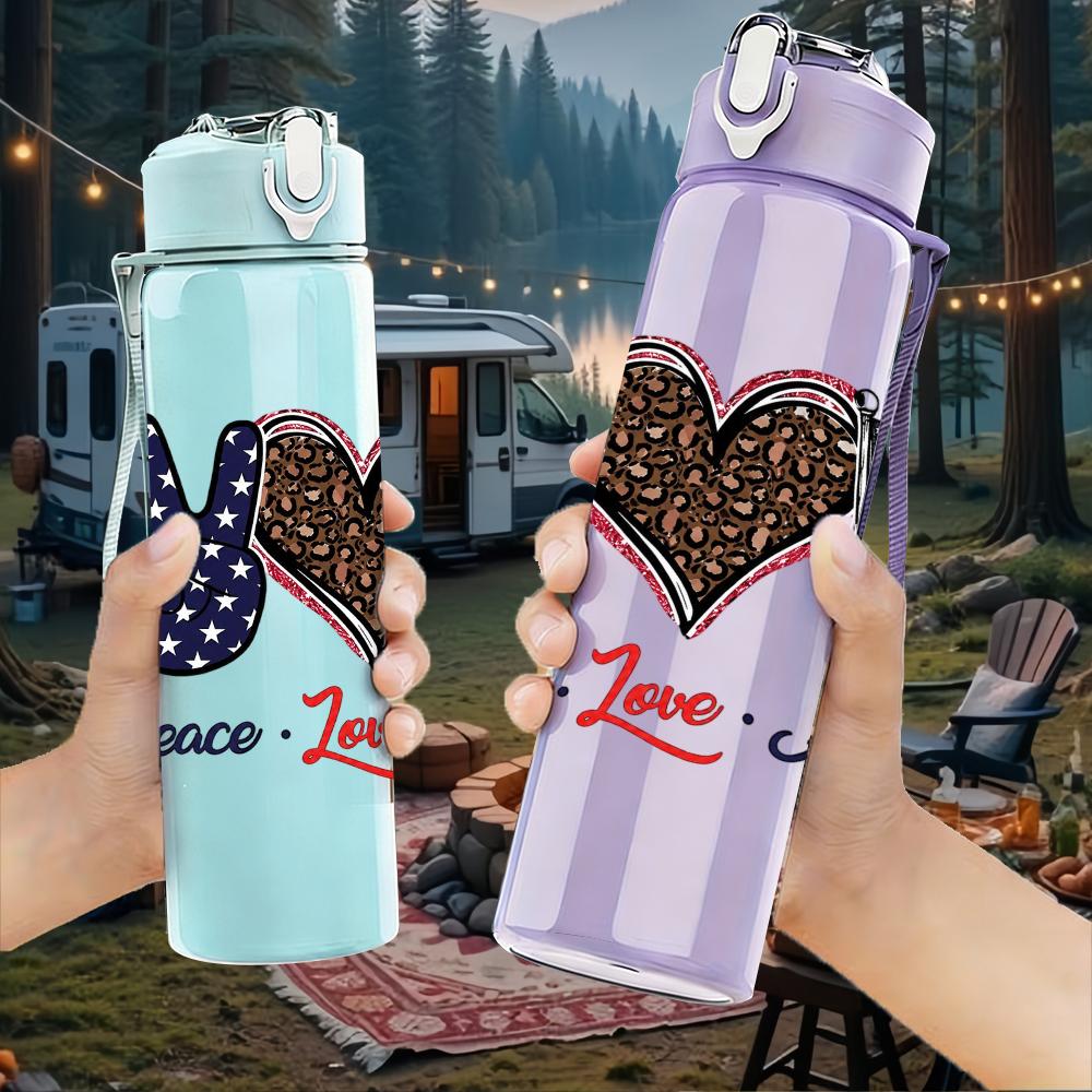 1PC Peace Love America Flag Graphic,750ml Color Plastic Sports Water Bottle,Leakproof Flip Straw Lid,Suitable for Sports Office Home Use
