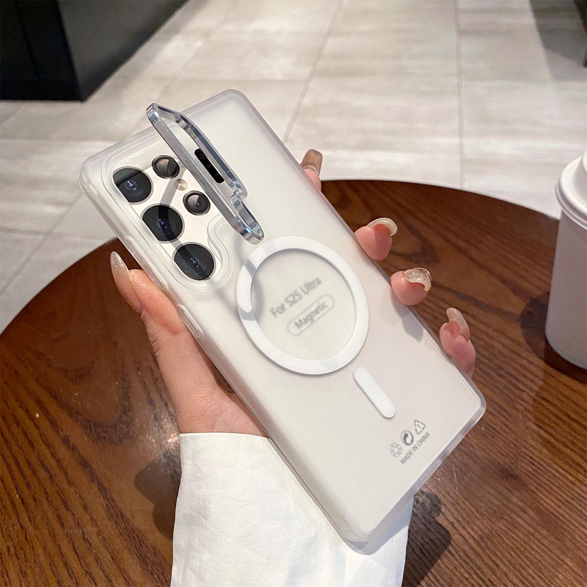 

Магнитный чехол с металлическим кронштейном для iPhone, Защитный чехол, Премиальное ощущение для iPhone 15, Креативный чехол с металлическим кронштейном Samsung A56