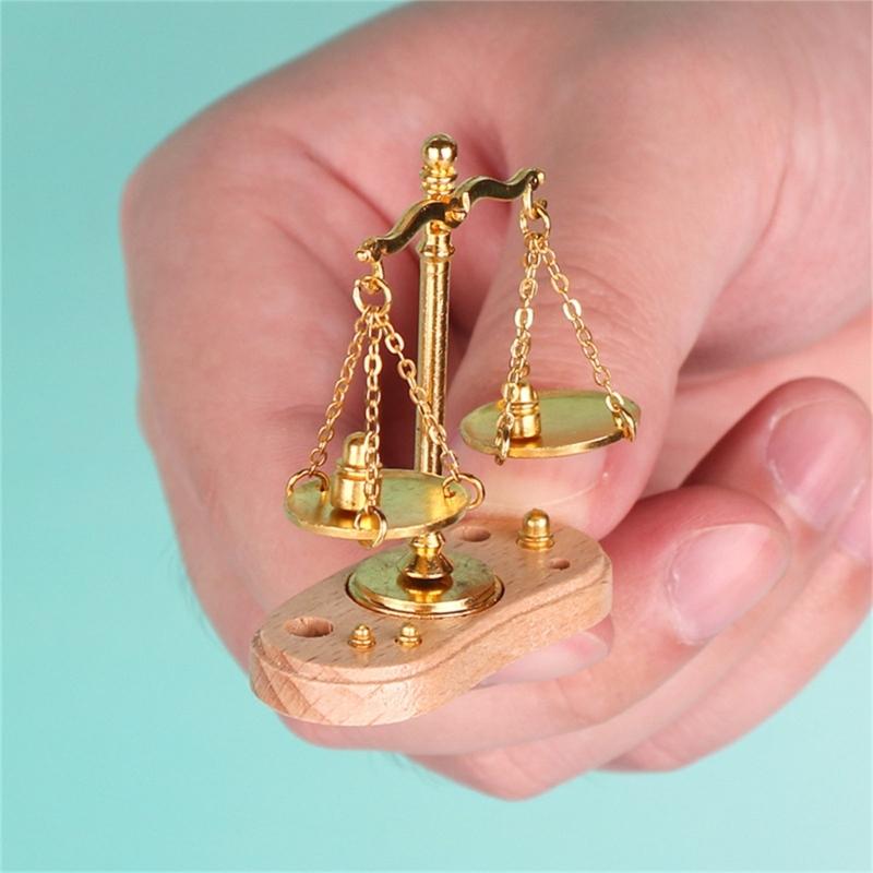 Educational Miniature Scale Toy for 1/12 Scale Doll House Antique Balance Scale Model Figure for Kids Pretend Play Game