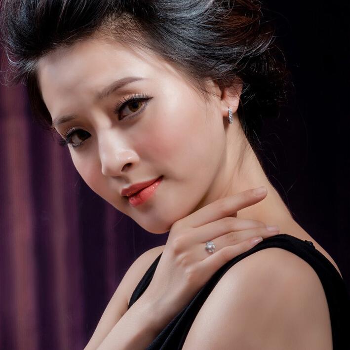 

Роскошные ювелирные изделия из стерлингового серебра 925 пробы AAA с цирконием, обруч с искусственными камнями, женские серьги для любовного подарка