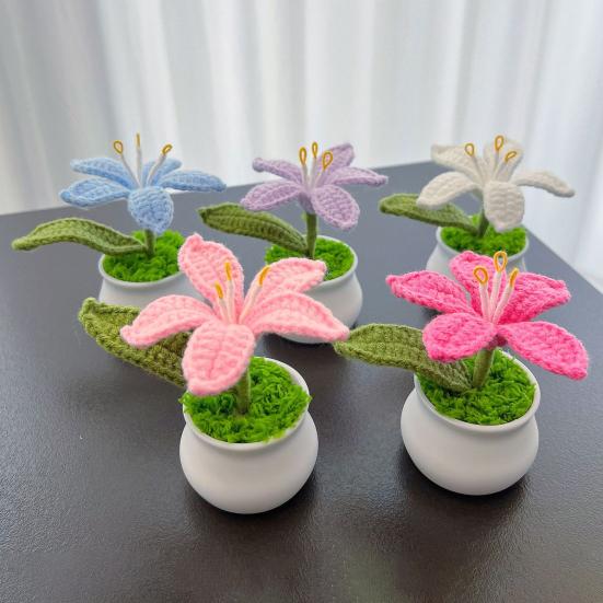 Tığ İşi Saksı Bitkileri Yapay Örgü Zambak Çiçeği Saksısıyla Birlikte El Yapımı Çiçek Hediyesi Anneye Öğretmene Kadın Arkadaşlara Doğum Günü Yıldönümü