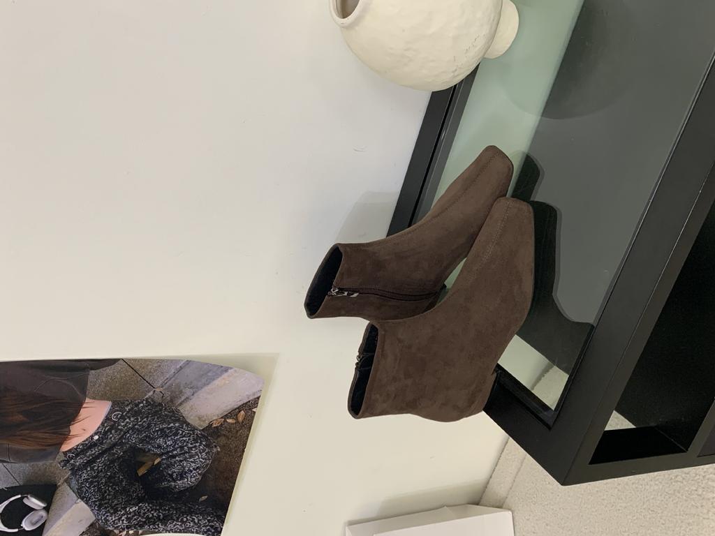 2025 New Suede Low Tube Side Zipper Thick Heel Martin Fashion Women's Short Boots