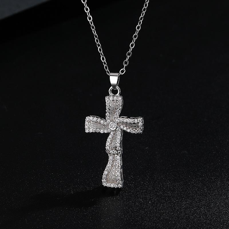 Chaîne de clavicule Hip Hop Zircon Unisexe: Collier Croix Tendance Européen & Américain