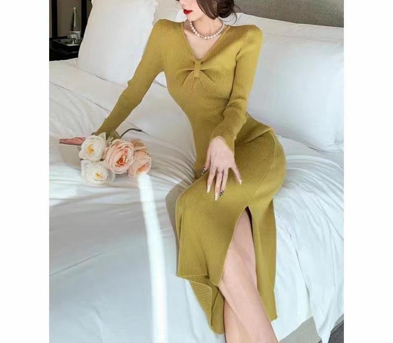 

Вязаное платье женское осенне-зимнее ретро элегантный темперамент V-образный вырез разрез с пальто длинный свитер юбка для основы one size fits all