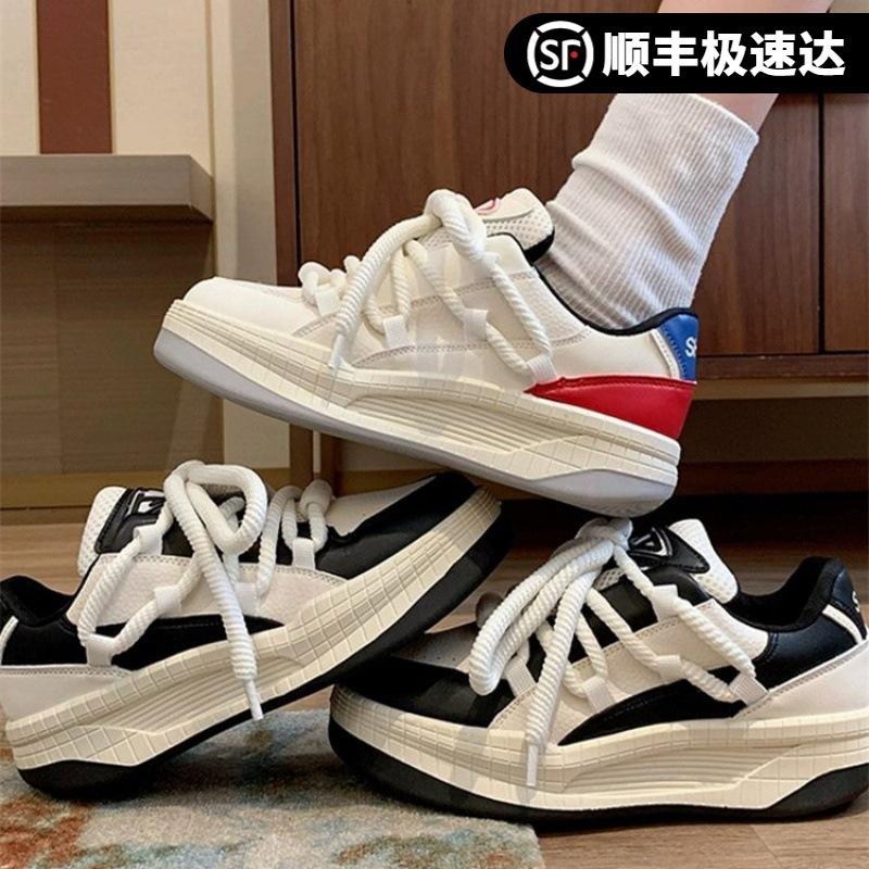 Little white shoes women's 2025 new spring and autumn breathable big head bread shoes sports versatile black and white soft leather dad shoes round