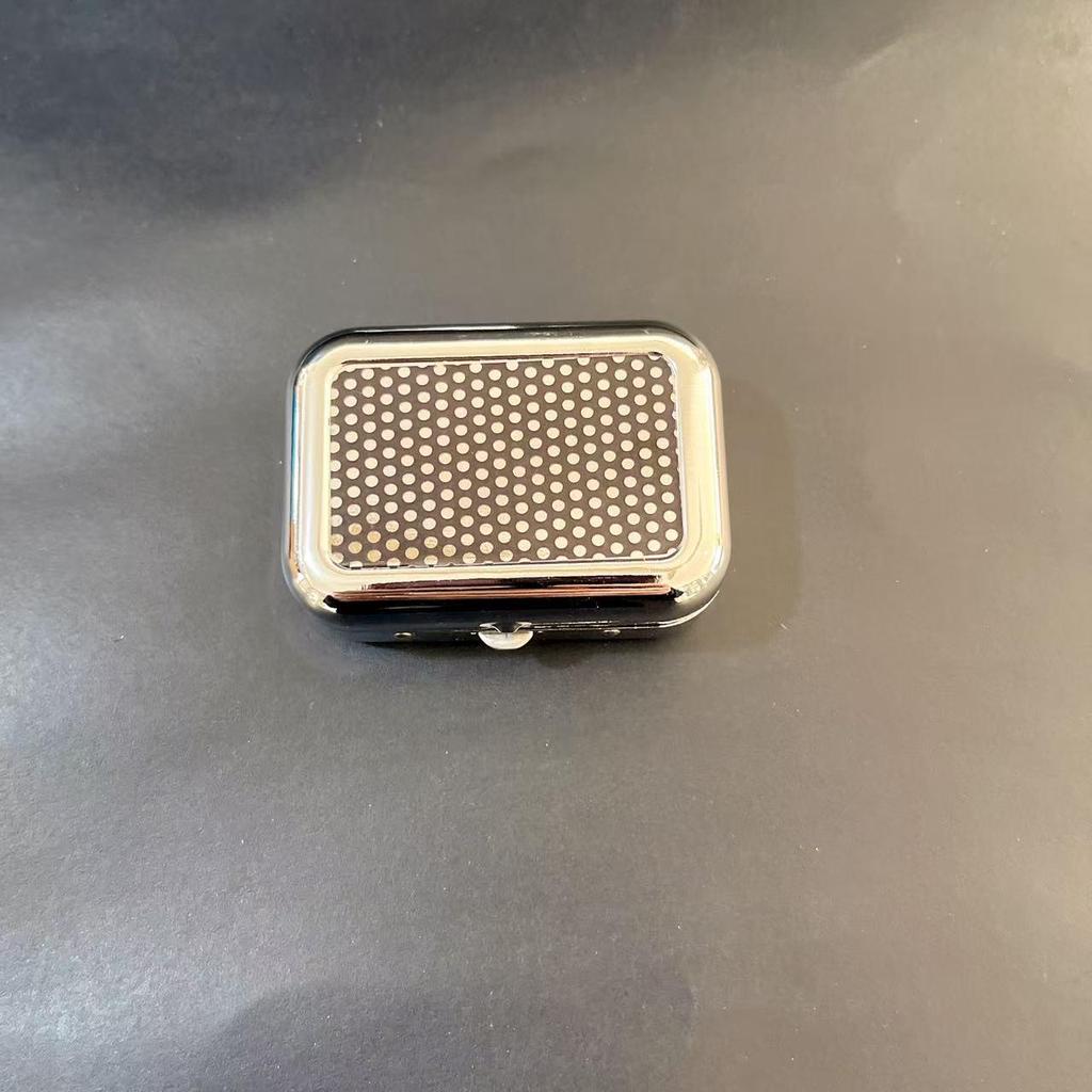 Stylish Portable Metal Ashtray - Creative & Compact Design