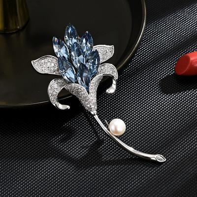Damska lekka luksusowa elegancka broszka z lilią, broszka w stylu imitacji perły, biżuteria modowa, akcesoria do płaszcza