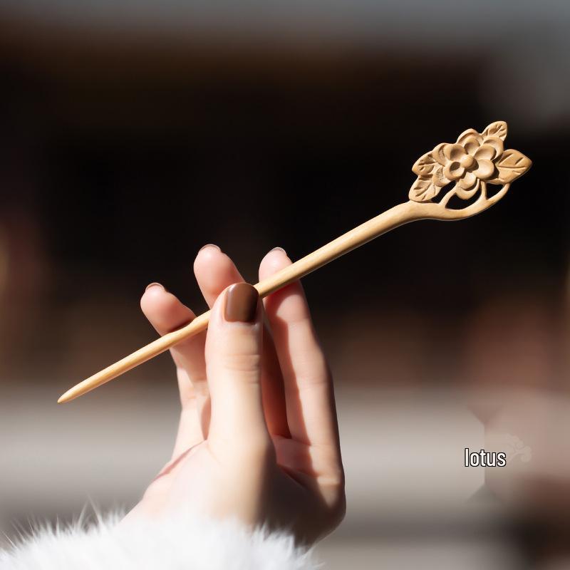 Livrare Gratuită Agrafă de Păr de Lux din Lemn de Piersic pentru Femei – Stil Chinezesc Antic & Modern