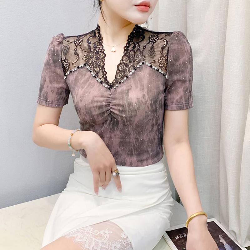 New Summer Women's T-Shirt Elegant Lace Patchwork Hot Diamonds Tops Shirts Fashion Short Sleeved V-Neck Slim Mesh Tees