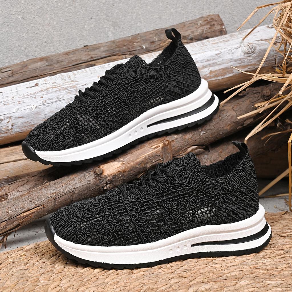 Fashion Sneakers For Women Fashion Breathable 2025 New Comfortable Soft Sneakers Women Mesh Fabric Lace Up Woman Shoes Female Footwear