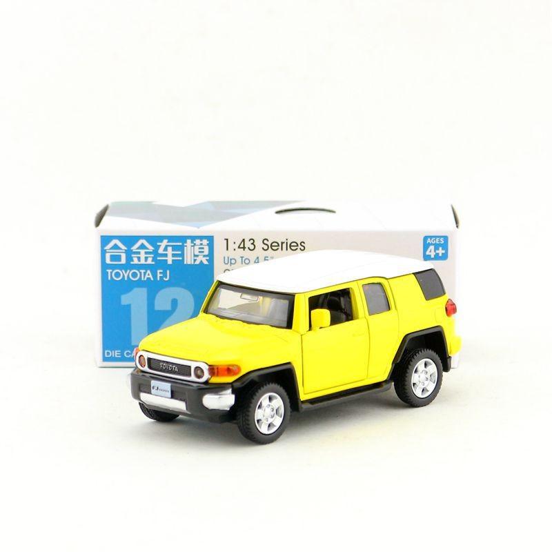 

Toyota Alloy Simulation Cruiser Off Road Model Toy For Collection And Display