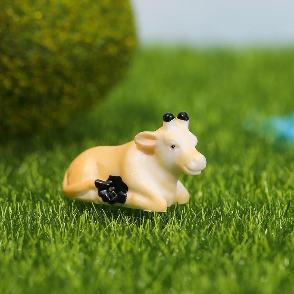 

Миниатюрная фигурка милого маленького крупного рогатого скота, микро-ландшафтные украшения для украшения дома, милые аксессуары для офисного стола с животными