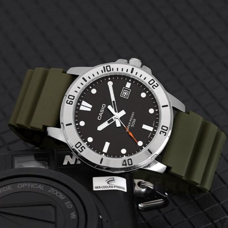 Casio Diverlook Black Marlin Black Round Sporty Urethane Watch