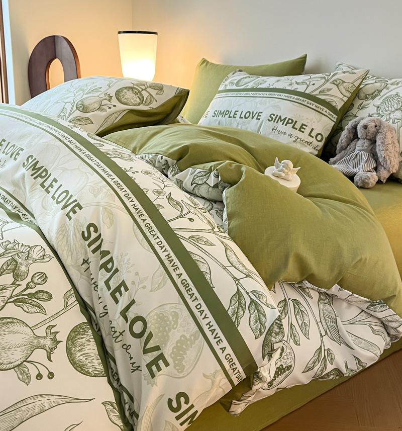 Bedding Four-piece Set, Cotton Pure Cotton Floral Quilt Cover, Bed Sheet Dormitory Three-piece Set