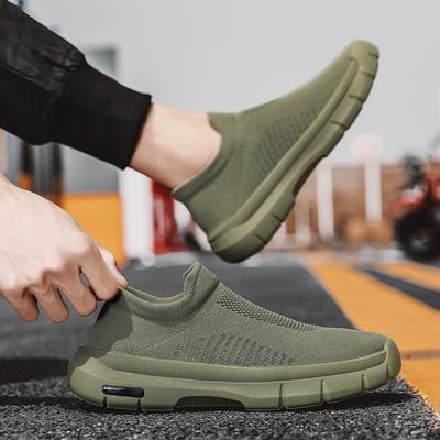 Fashion New Brand Men's Sneakers Summer Autumn Mesh Breathable Sports Shoes for Men Slip On Socks Shoes Platform Casual Shoes Men
