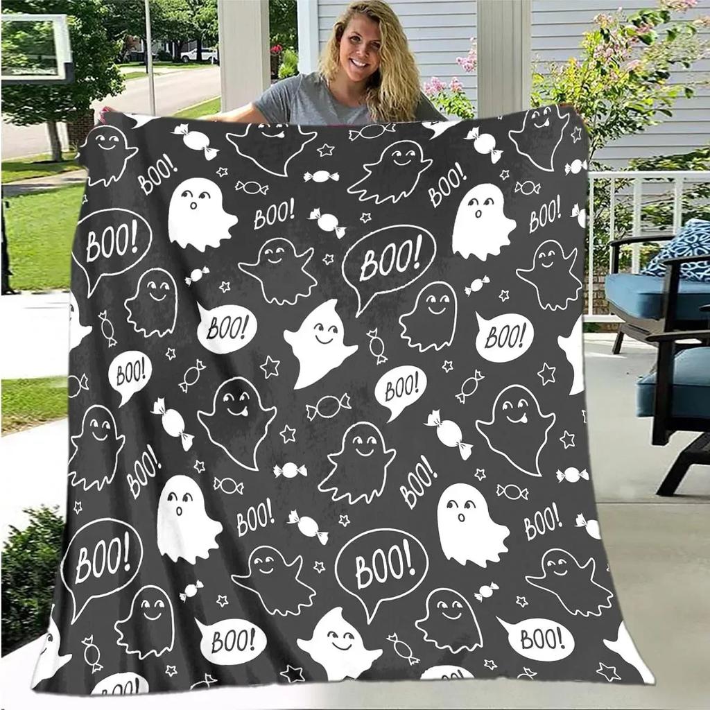 Halloween Bat Pumpkin Lantern Print Flannel Blanket Soft Warm Lightweight Cozy Fluffy Throw Blanket for Boys Girls Festival Gift