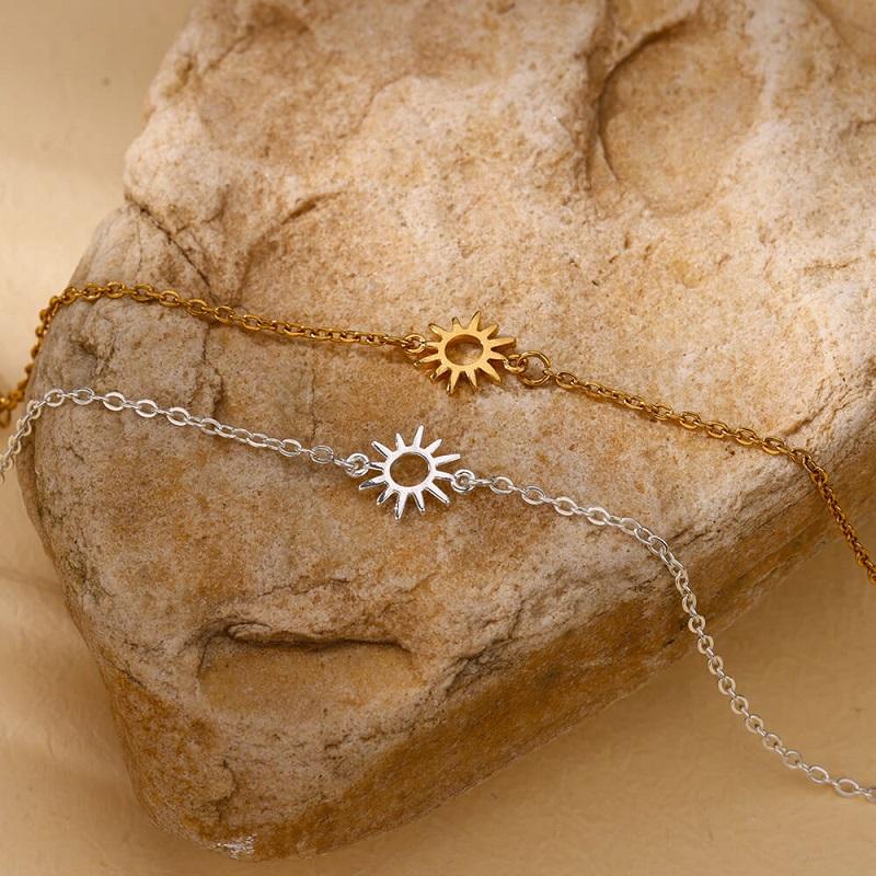 Stainless Steel Metal Hollow Sun Bracelets For Women Vintage Gold Color Sunflower Hand Chain Bracelet Jewelry Best Friend Gift