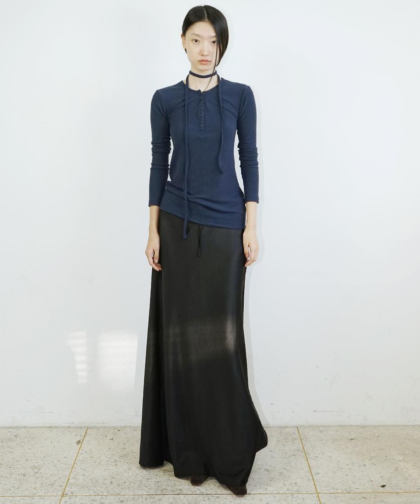 Probo Satin Maxi Elastic Skirt / Black