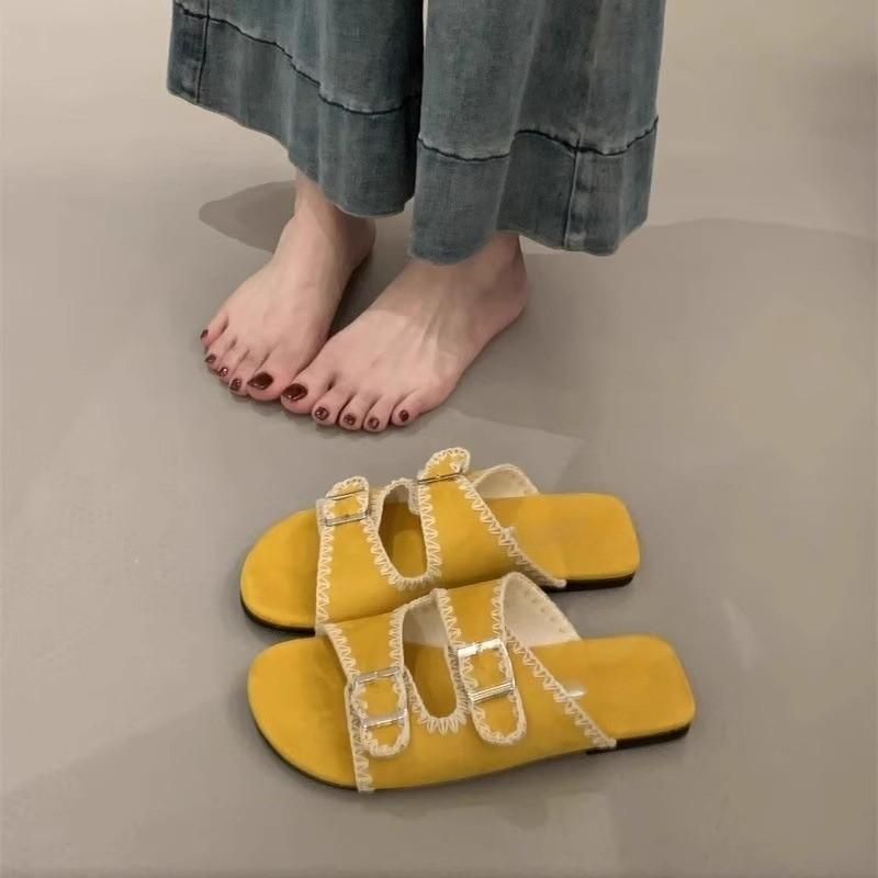 Retro niche beach flat-bottomed open-toed cool slippers for women's summer wear French casual black one-word slippers