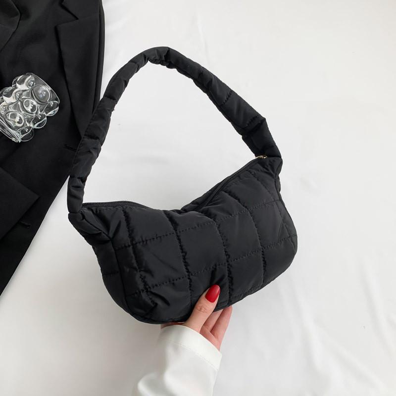 Fashionable Versatile Quilted Crossbody Bag For Daily Use In Classic Colors чёрный