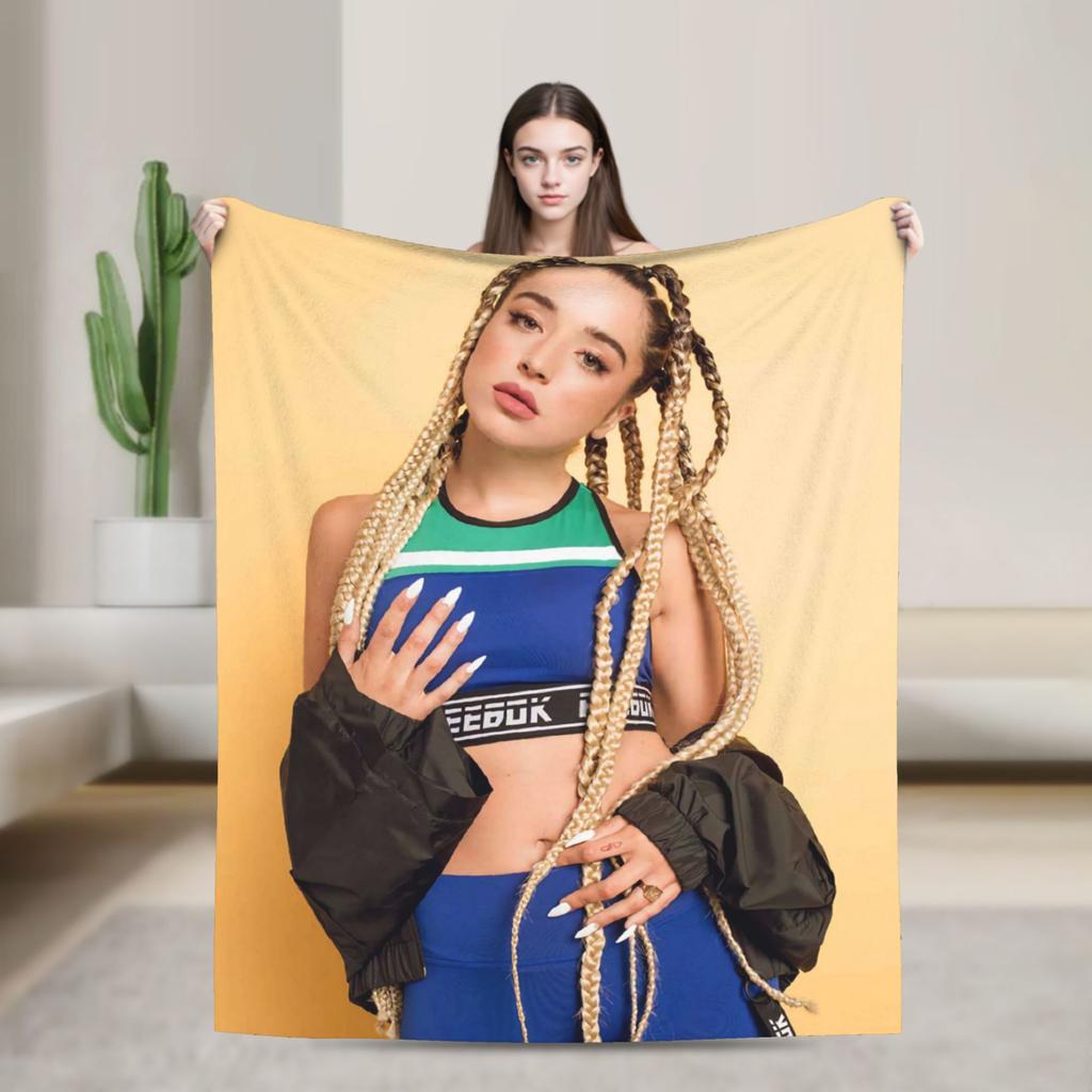 Lolas índigos Spanish Singer Bedding Throws Soft Cozy Graphic Blanket  For Home Decor Plane Travel Flannel Bedspread Bed Cover