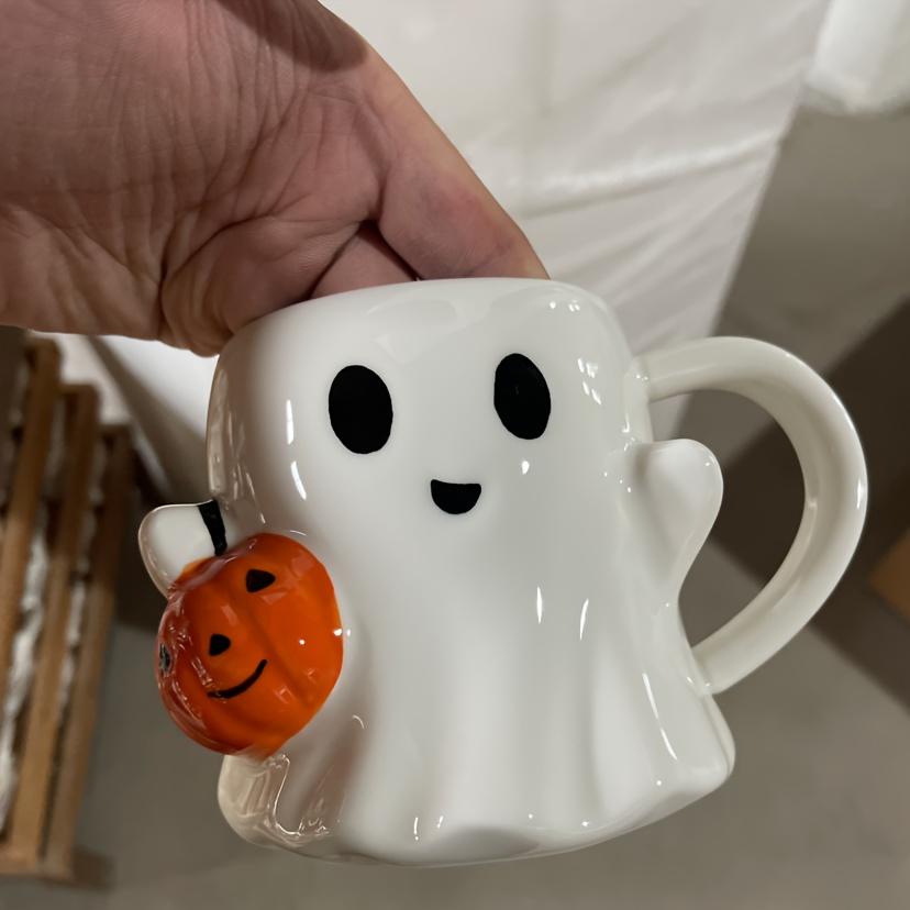 

1 шт. керамическая кружка на Хэллоуин с милым дизайном тыквы, большая емкость 600 мл, можно мыть в посудомоечной машине, многоразовая, прочная белая кружка с черной ручкой Pumpkin White Ghost