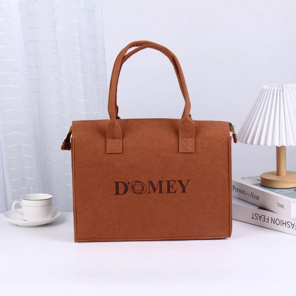 Xiaohongshu Influencer Style Felt Tote: Fashionable, Simple, Large-Capacity Souvenir Handbag